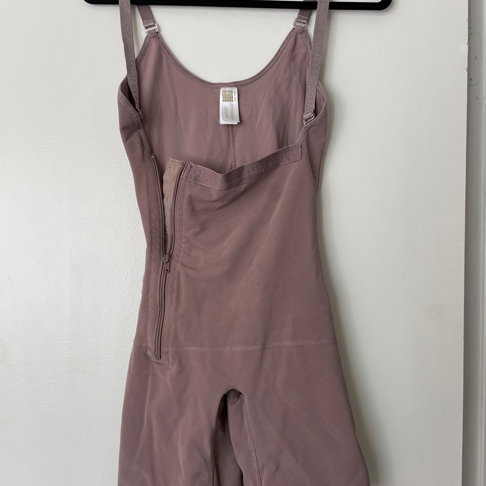 Ann Cherry Colombian waist trainer